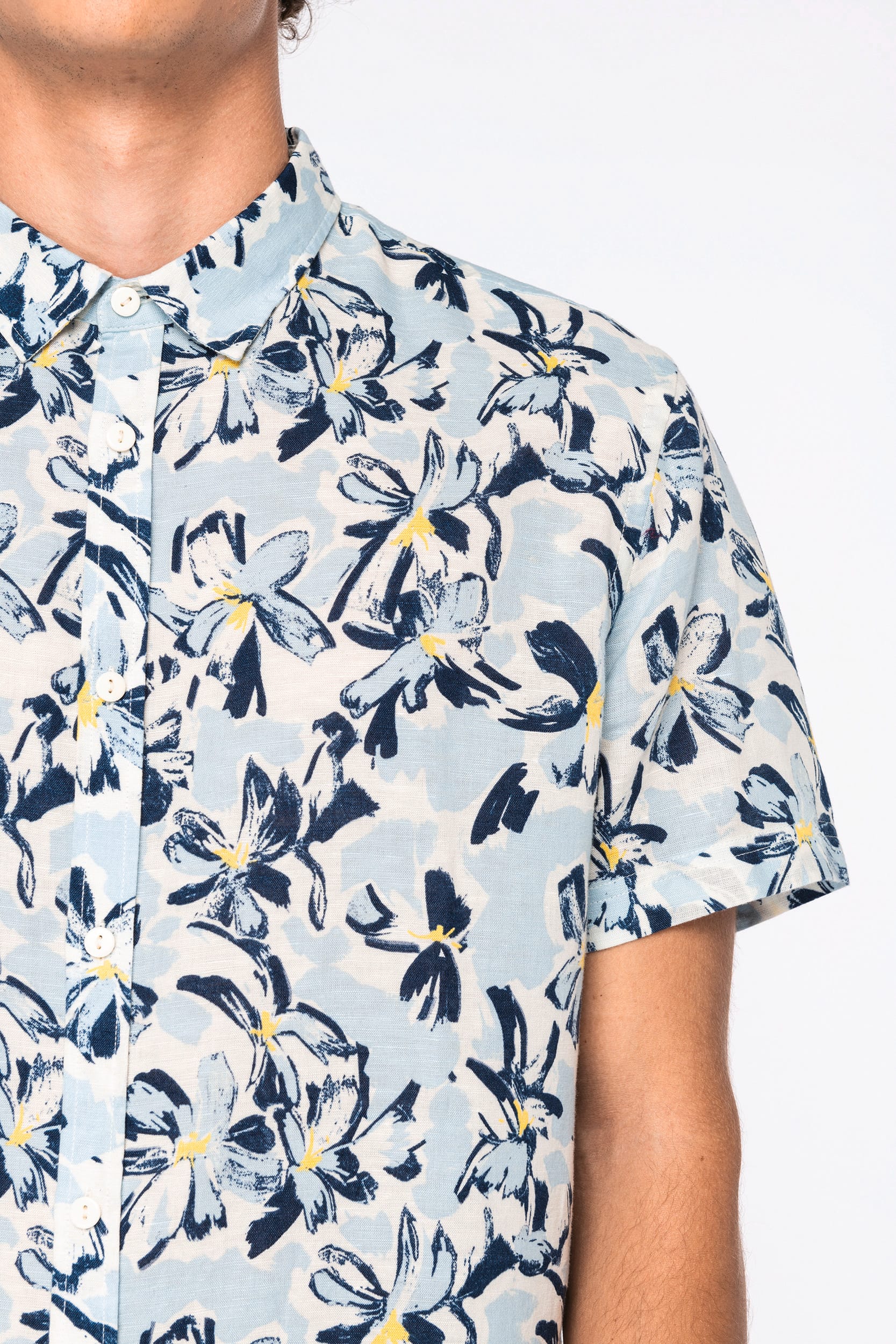 Chemise écoresponsable imprimé végétal homme – Image 16