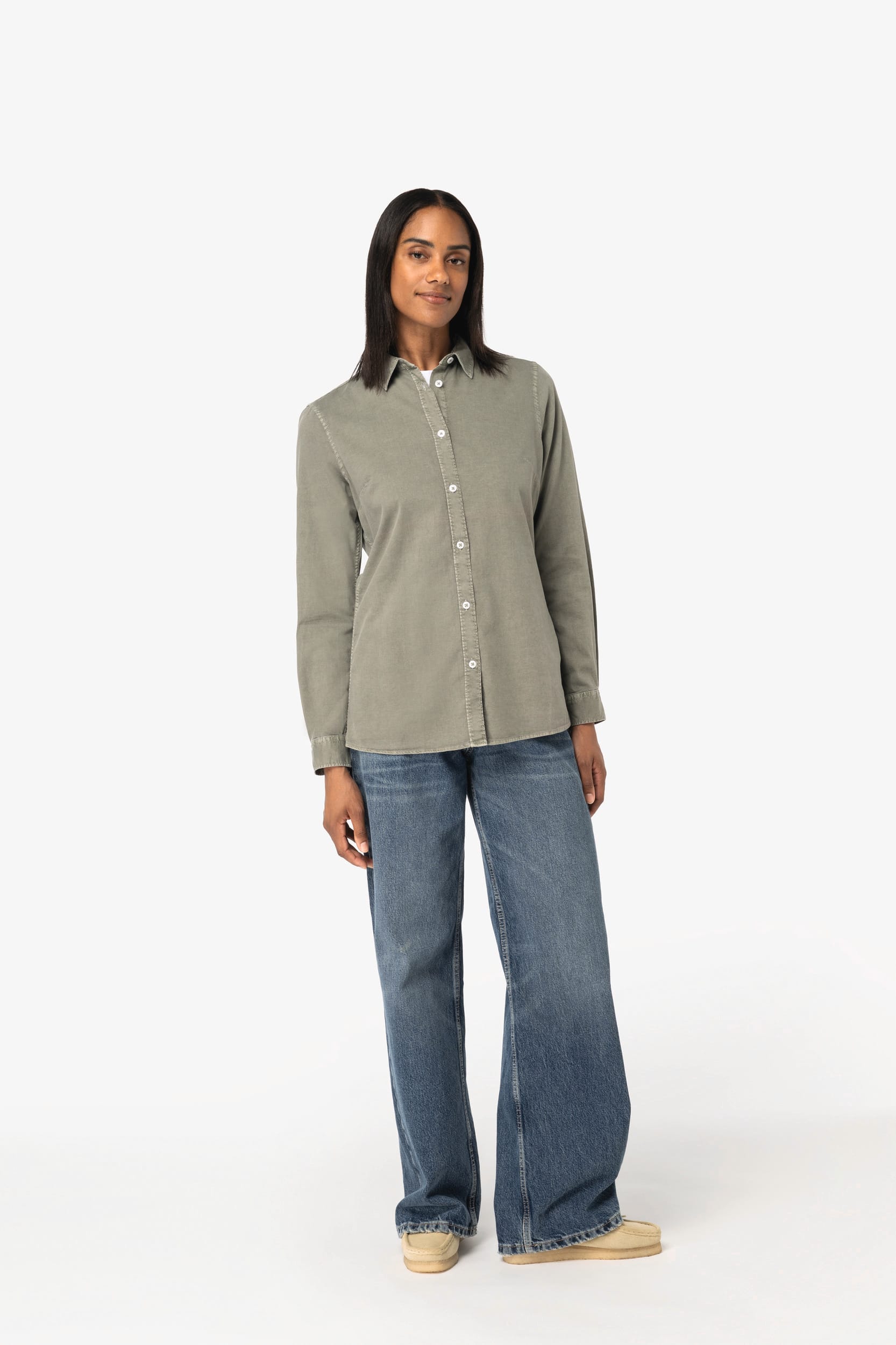 Chemise écoresponsable délavée femme – Image 19